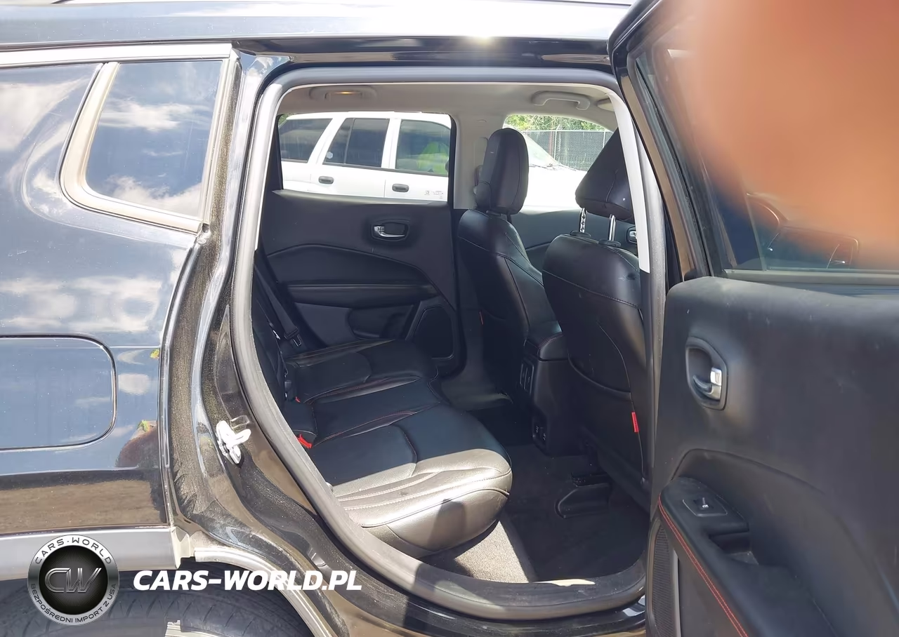 2018 Jeep Compass Trailhawk 4X4 VIN:3C4NJDDBXJT281766 - 8