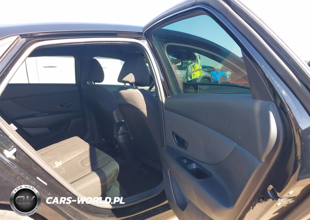 2025 Hyundai Elantra Sel Sport VIN:KMHLM4DG1SU018269 - 8