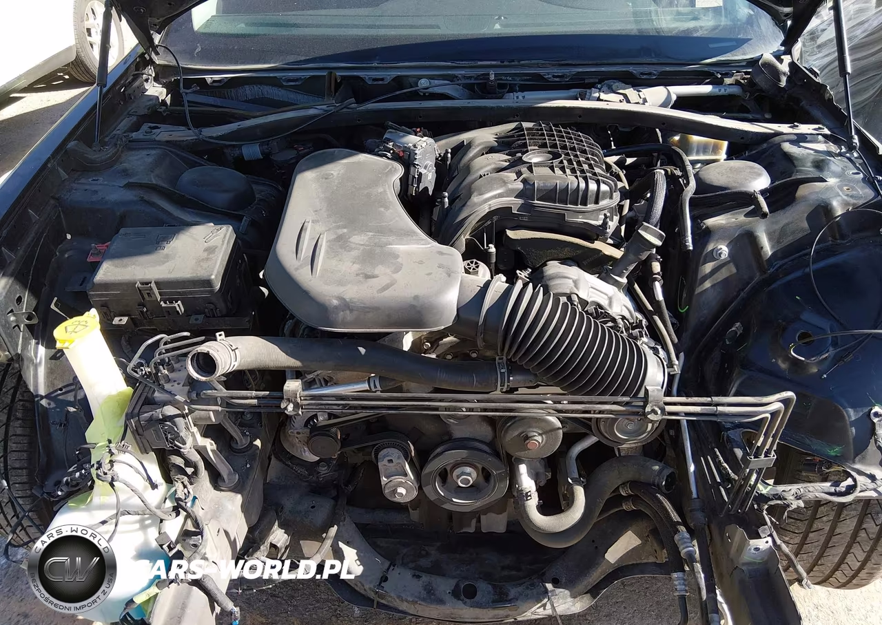 2018 Chrysler 300 Touring L Awd VIN:2C3CCARG3JH226786 - 10