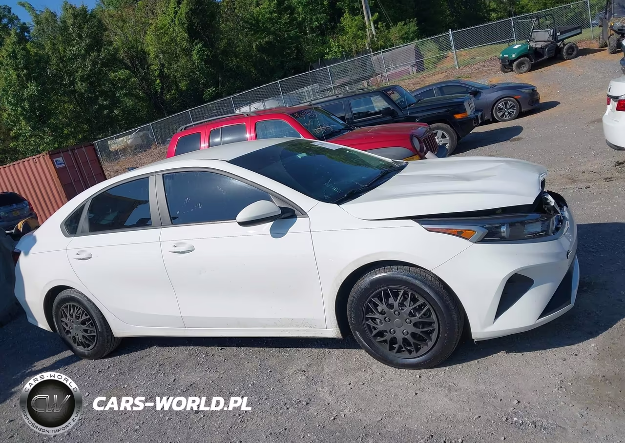 2023 Kia Forte Lx VIN:3KPF24AD1PE555246 - 14