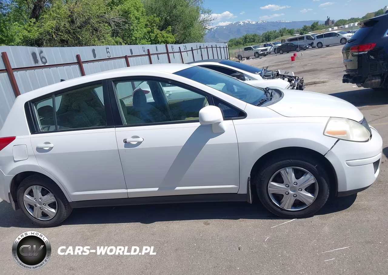 2009 Nissan Versa 1.8S VIN:3N1BC13E59L356590 - 13