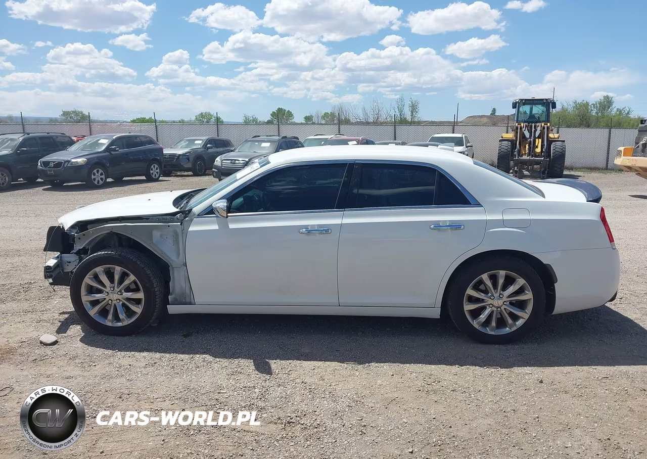 2019 Chrysler 300 Limited Awd VIN:2C3CCAKG8KH690913 - 15