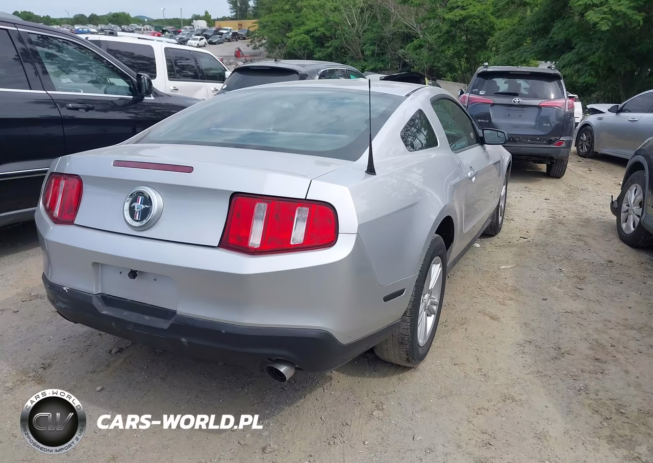 2012 Ford Mustang V6 VIN:1ZVBP8AM7C5285062 - 4