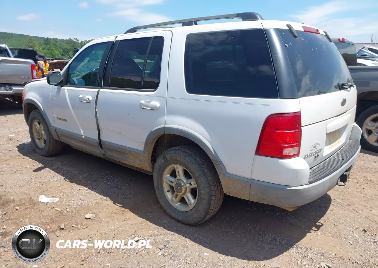 2002 Ford Explorer Xlt VIN:1FMZU63W32UB11521 - 3
