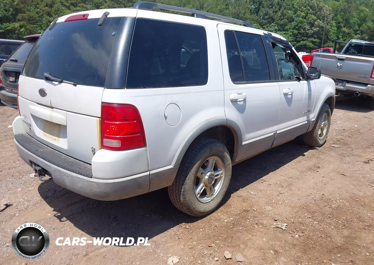 2002 Ford Explorer Xlt VIN:1FMZU63W32UB11521 - 4