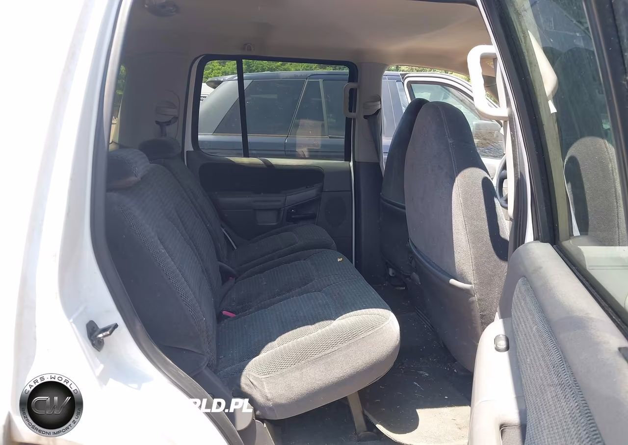 2002 Ford Explorer Xlt VIN:1FMZU63W32UB11521 - 8