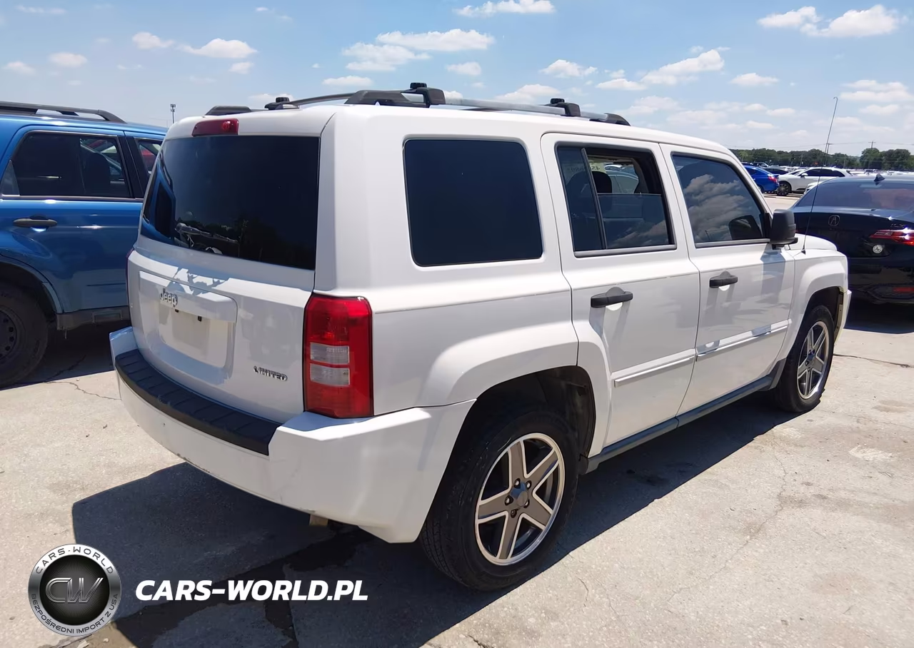 2008 Jeep Patriot Limited VIN:1J8FT48W08D796733 - 4