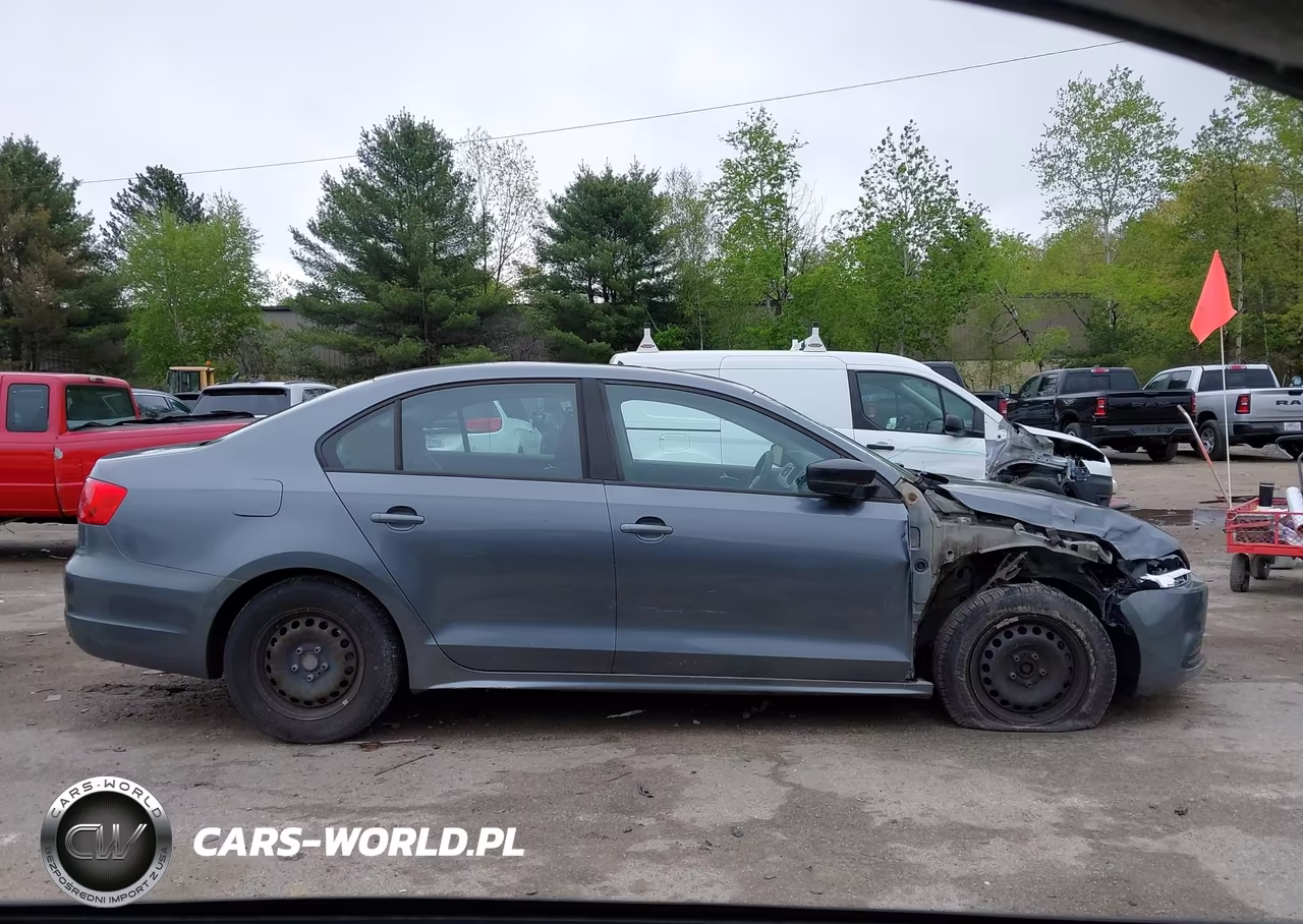 2013 Volkswagen Jetta 2.0L S VIN:3VW1K7AJ0DM253821 - 13