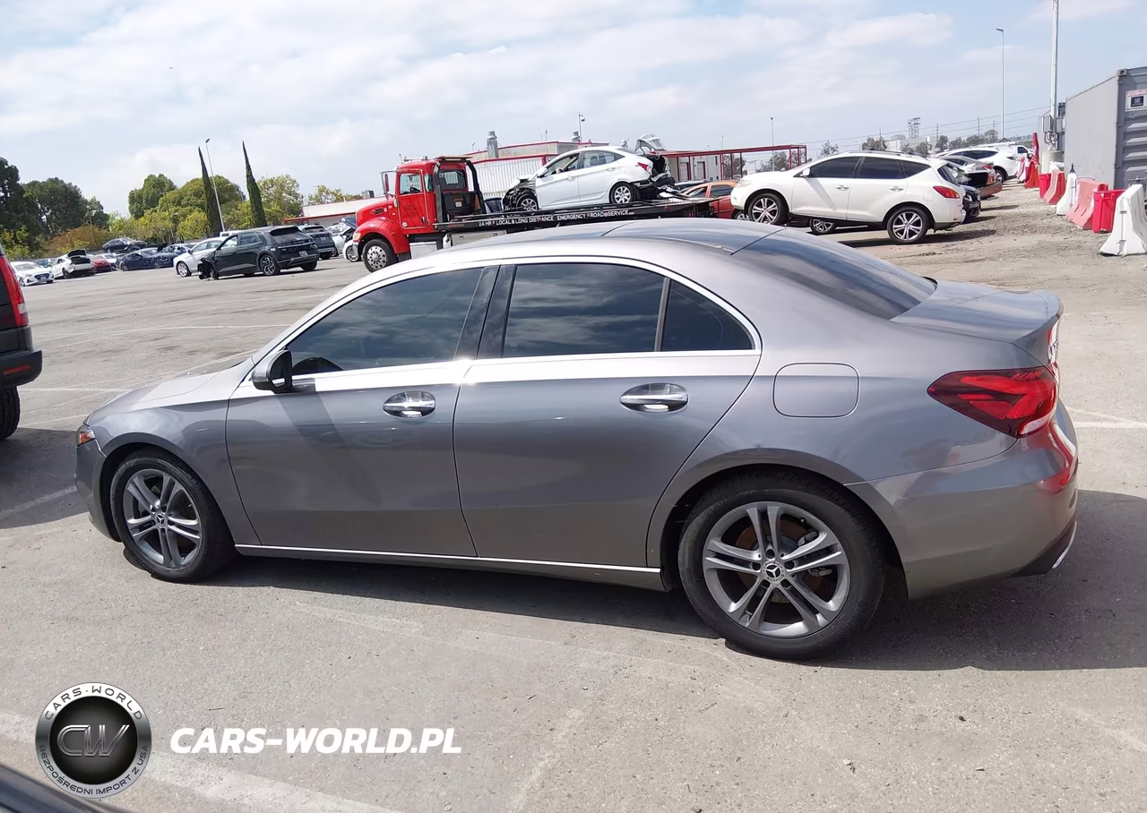 2020 Mercedes-Benz A 220 VIN:W1K3G4EB8LJ215480 - 13