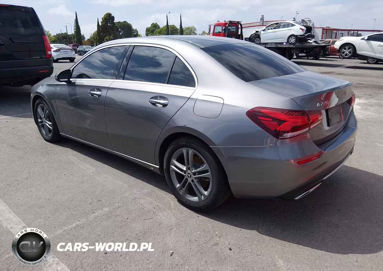 2020 Mercedes-Benz A 220 VIN:W1K3G4EB8LJ215480 - 3