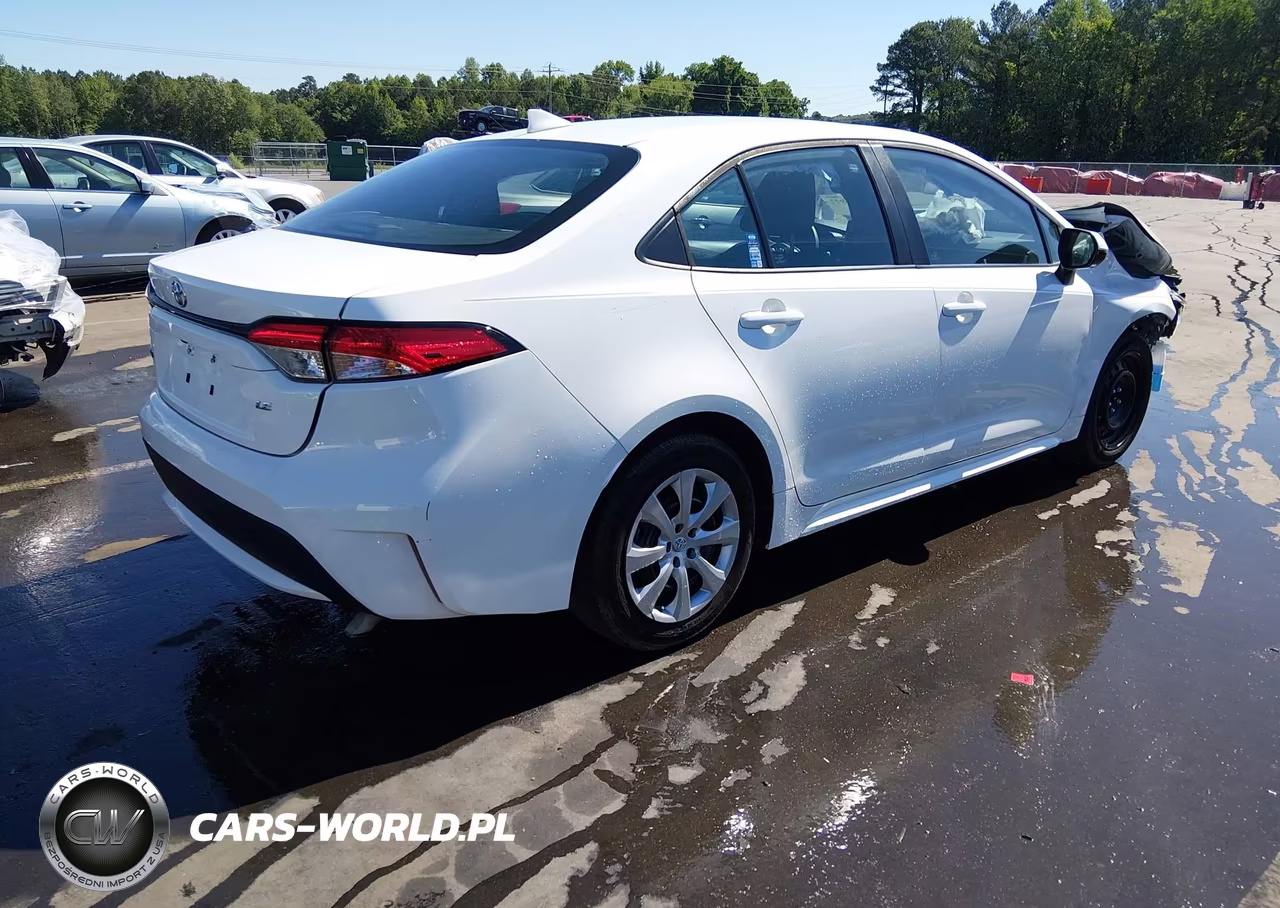 2022 Toyota Corolla Le VIN:5YFEPMAE8NP361685 - 4