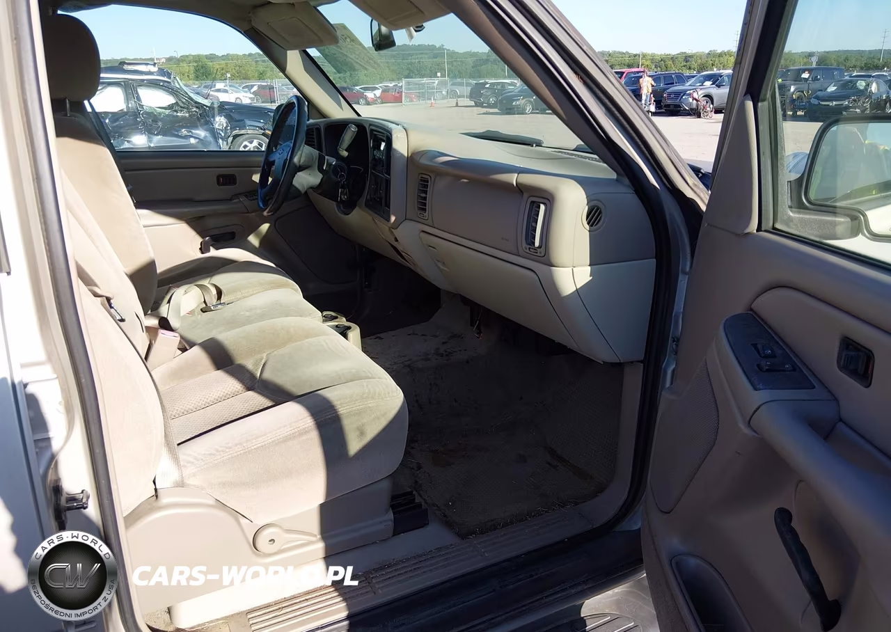 2004 Chevrolet Tahoe Ls VIN:1GNEC13V14R129397 - 5