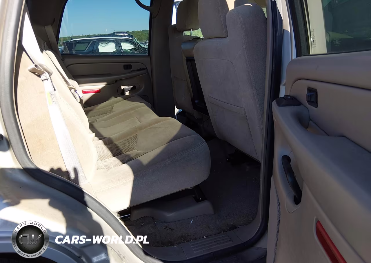 2004 Chevrolet Tahoe Ls VIN:1GNEC13V14R129397 - 8