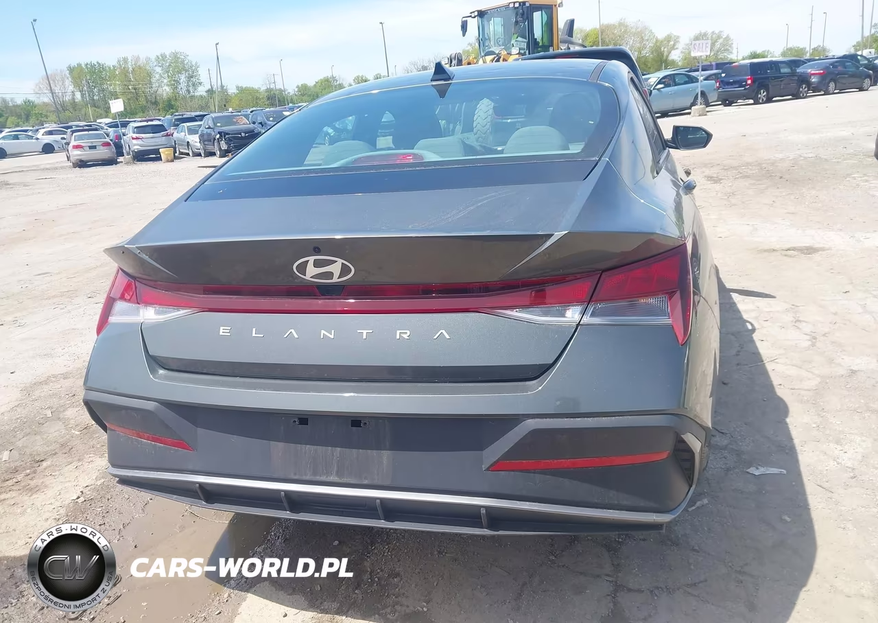 2024 Hyundai Elantra Sel VIN:KMHLM4DG1RU686731 - 16