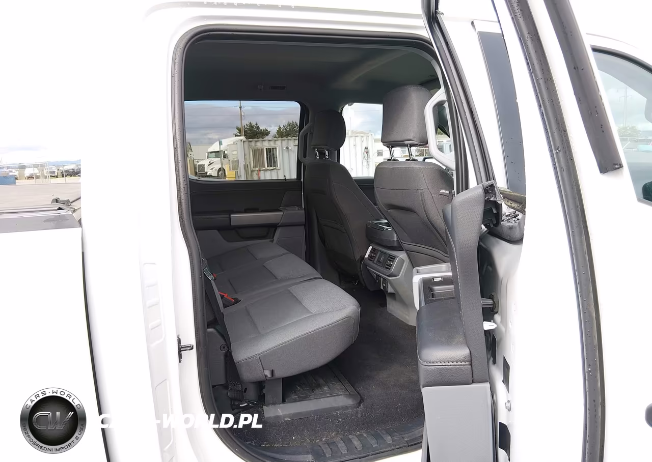 2024 Ford F-150 Xlt VIN:1FTFW3L84RKF66952 - 8