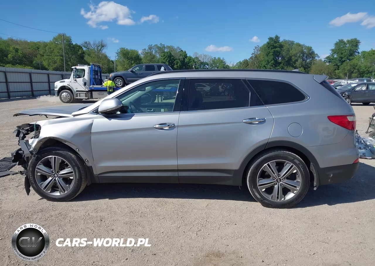 2015 Hyundai Santa Fe Limited VIN:KM8SRDHF9FU103770 - 15