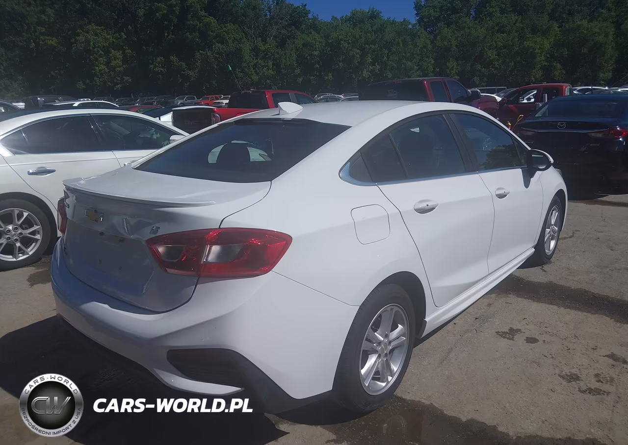 2017 Chevrolet Cruze Lt Auto VIN:1G1BE5SM7H7156037 - 4