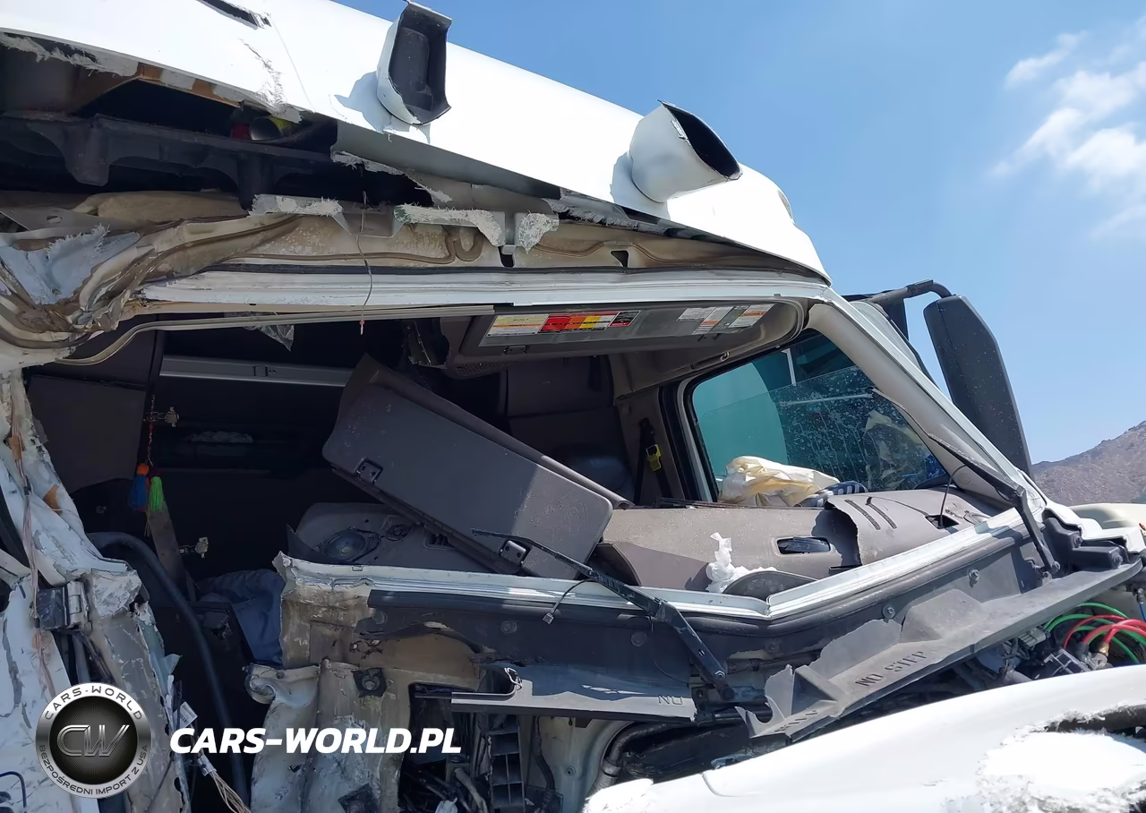 2018 Volvo Vnl VIN:4V4NC9EH1JN896589 - 13