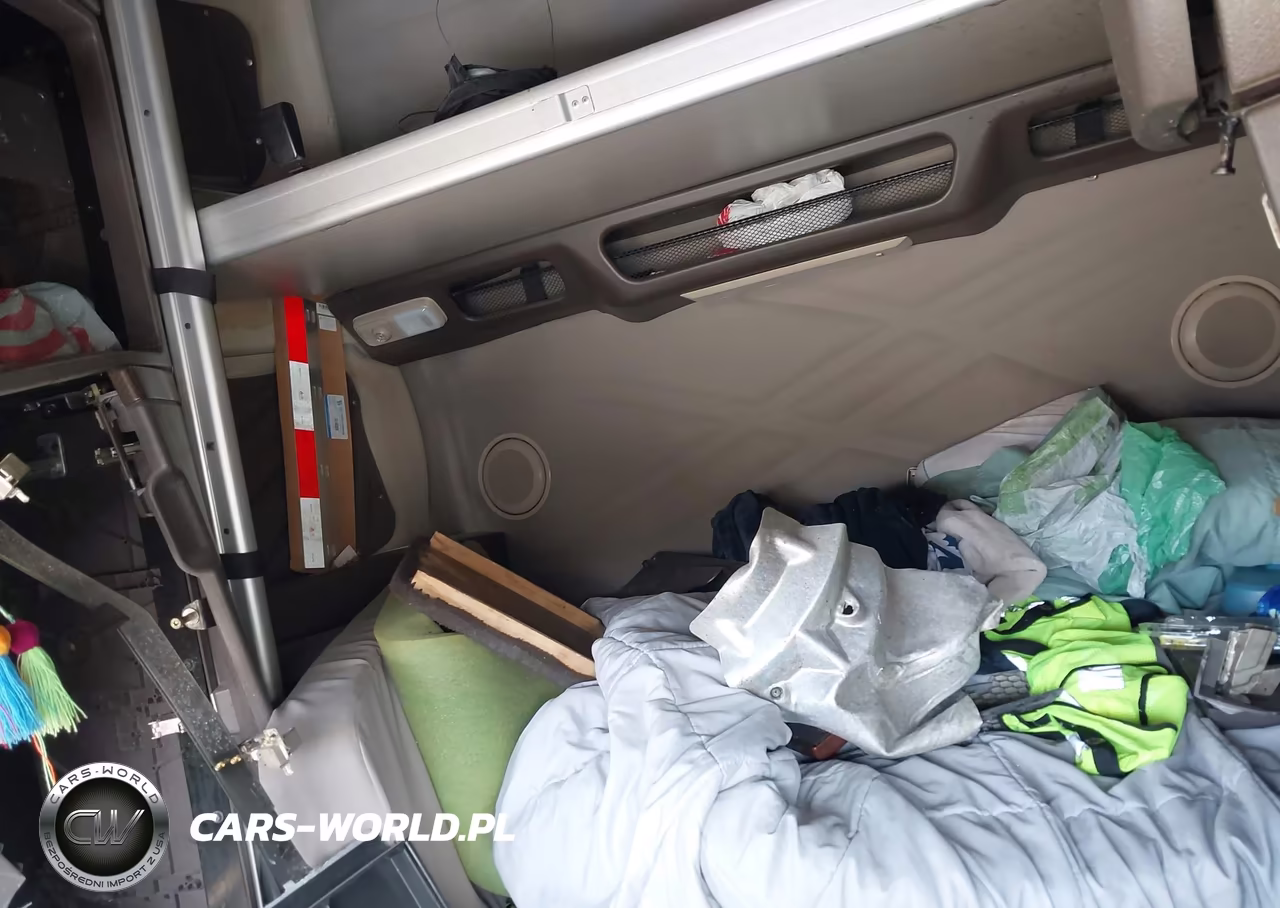 2018 Volvo Vnl VIN:4V4NC9EH1JN896589 - 7