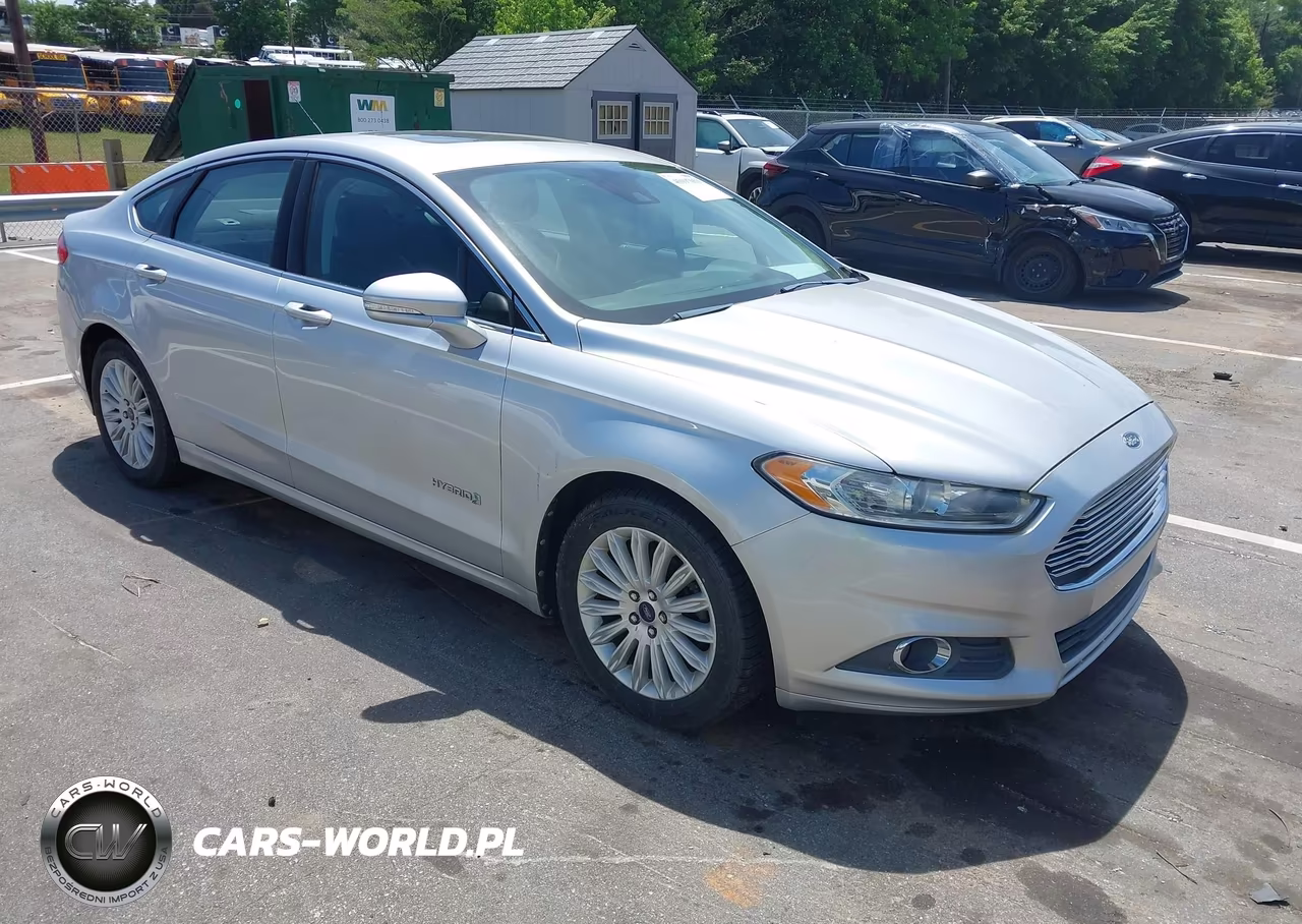 Główne zdjęcie 2013 Ford Fusion Hybrid Se