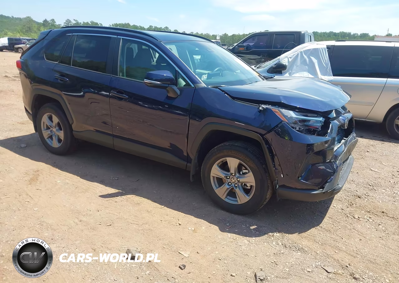 2025 Toyota Rav4 Xle – zdjęcie 1 z 16