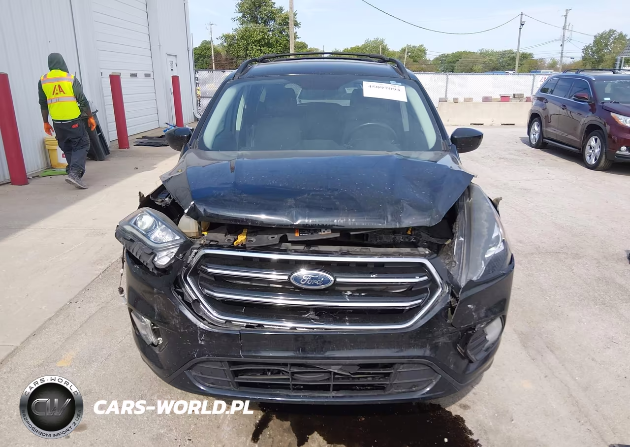 2017 Ford Escape Se VIN:1FMCU9G92HUB06458 - 13
