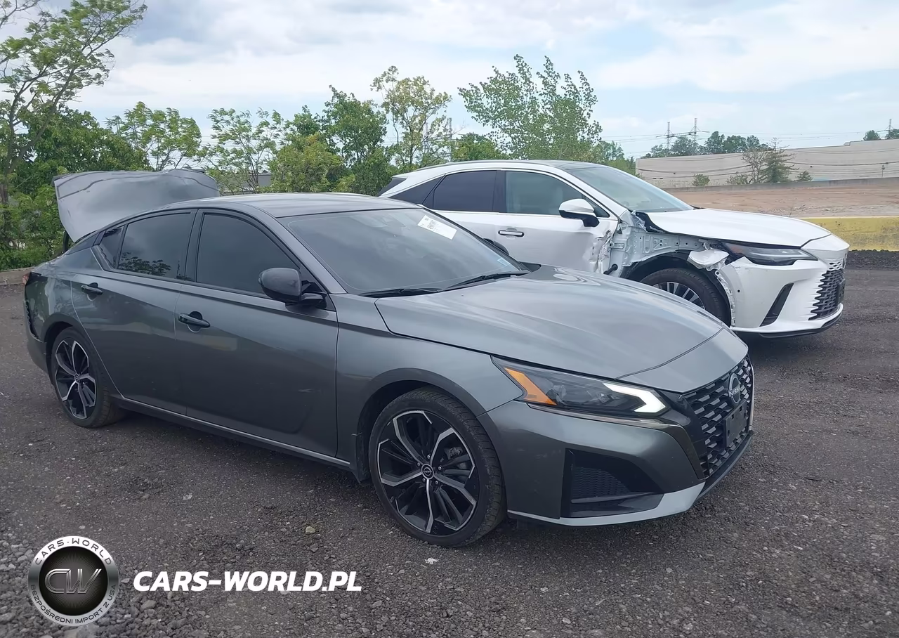 2023 Nissan Altima Sr Fwd – zdjęcie 1 z 17