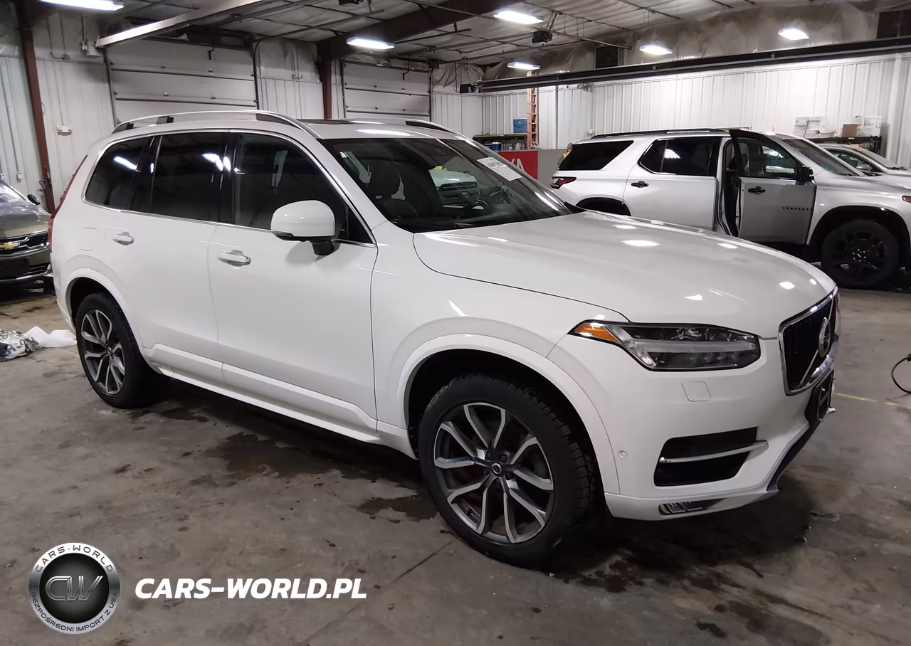 2017 Volvo Xc90 T6 Momentum