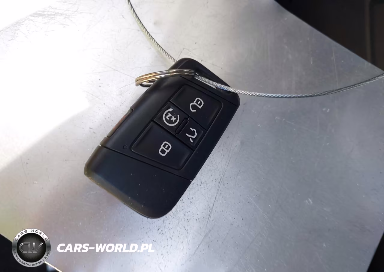 2024 Volkswagen Tiguan 2.0T Se R-Line Black VIN:3VV8B7AXXRM070876 - 11