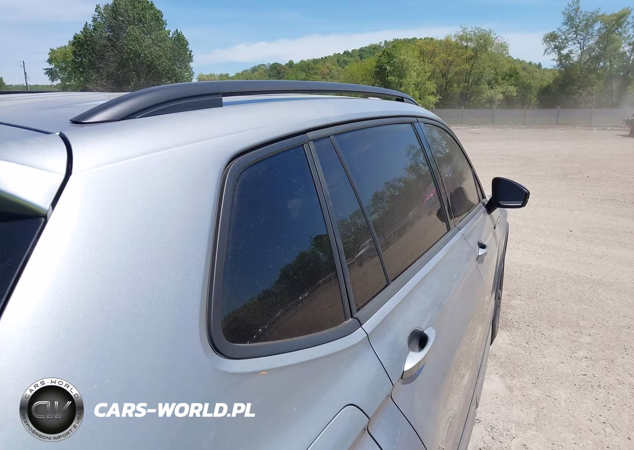 2024 Volkswagen Tiguan 2.0T Se R-Line Black VIN:3VV8B7AXXRM070876 - 19