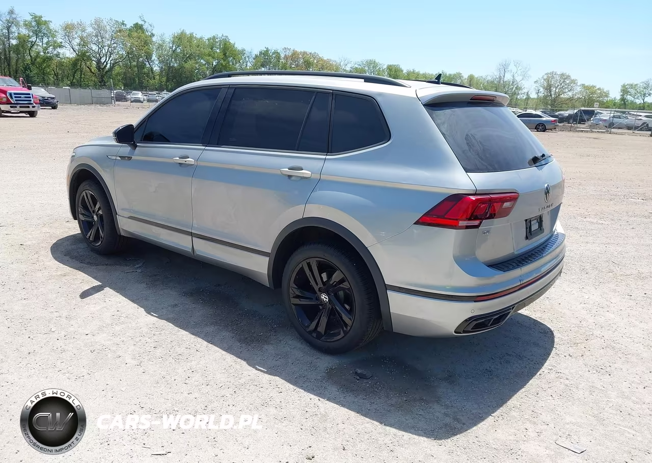 2024 Volkswagen Tiguan 2.0T Se R-Line Black VIN:3VV8B7AXXRM070876 - 3