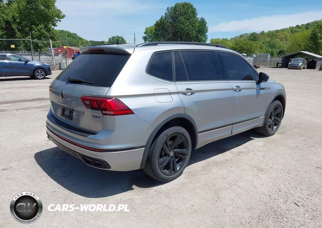 2024 Volkswagen Tiguan 2.0T Se R-Line Black VIN:3VV8B7AXXRM070876 - 4