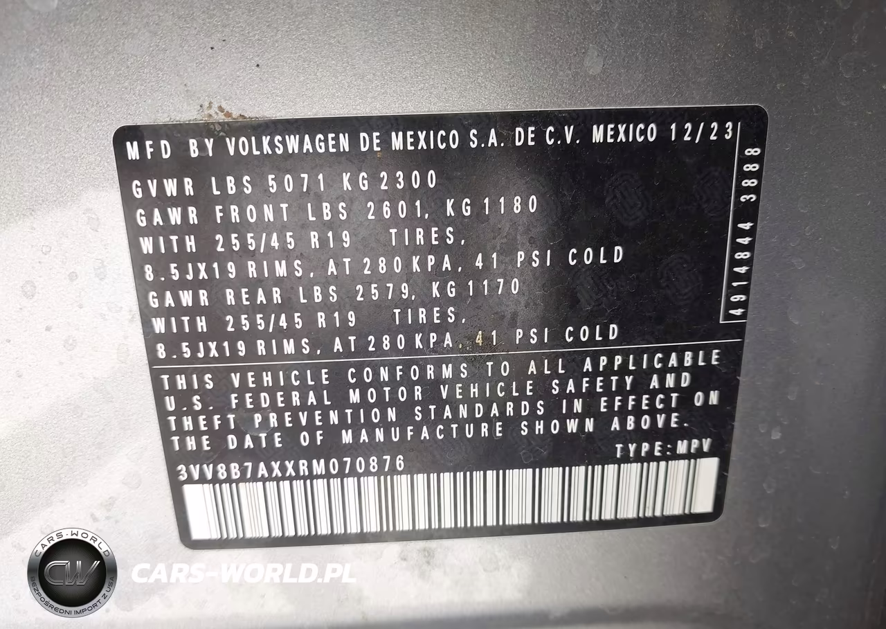 2024 Volkswagen Tiguan 2.0T Se R-Line Black VIN:3VV8B7AXXRM070876 - 9