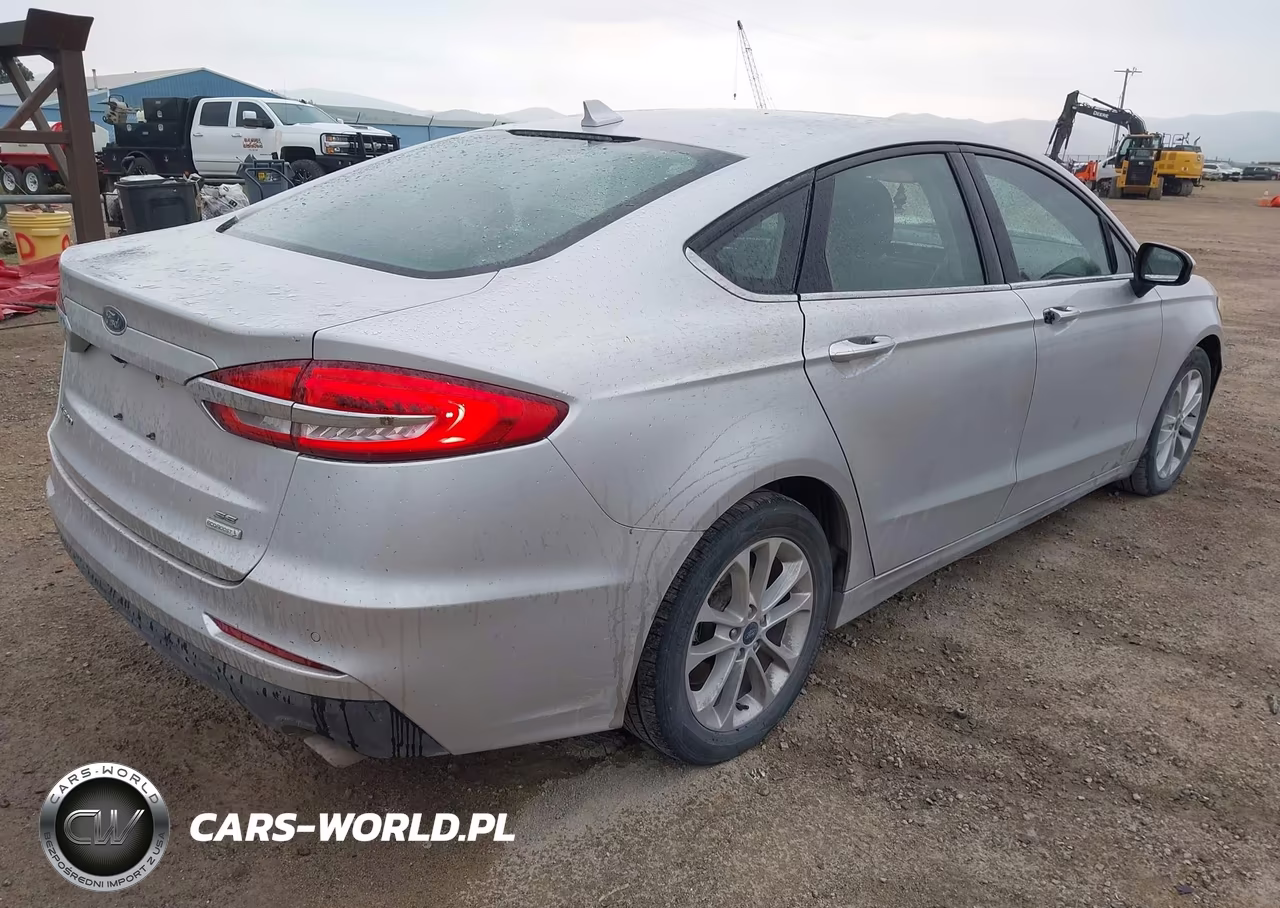 2019 Ford Fusion Se VIN:3FA6P0HD4KR179813 - 4