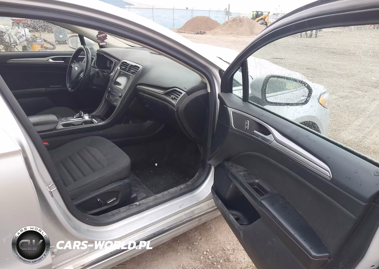 2019 Ford Fusion Se VIN:3FA6P0HD4KR179813 - 5