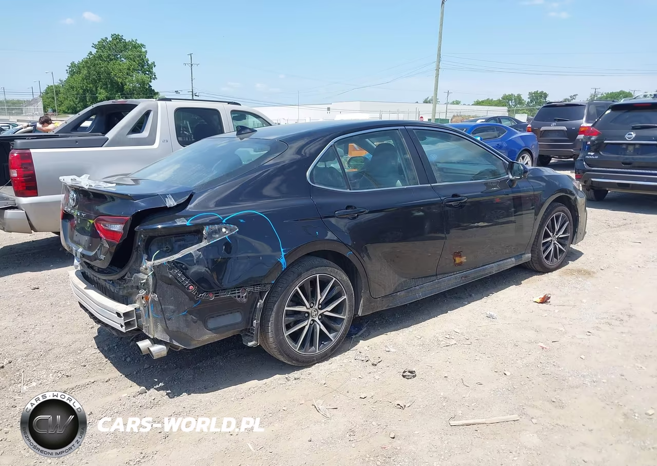 2021 Toyota Camry Se VIN:4T1G11AK2MU444637 - 4