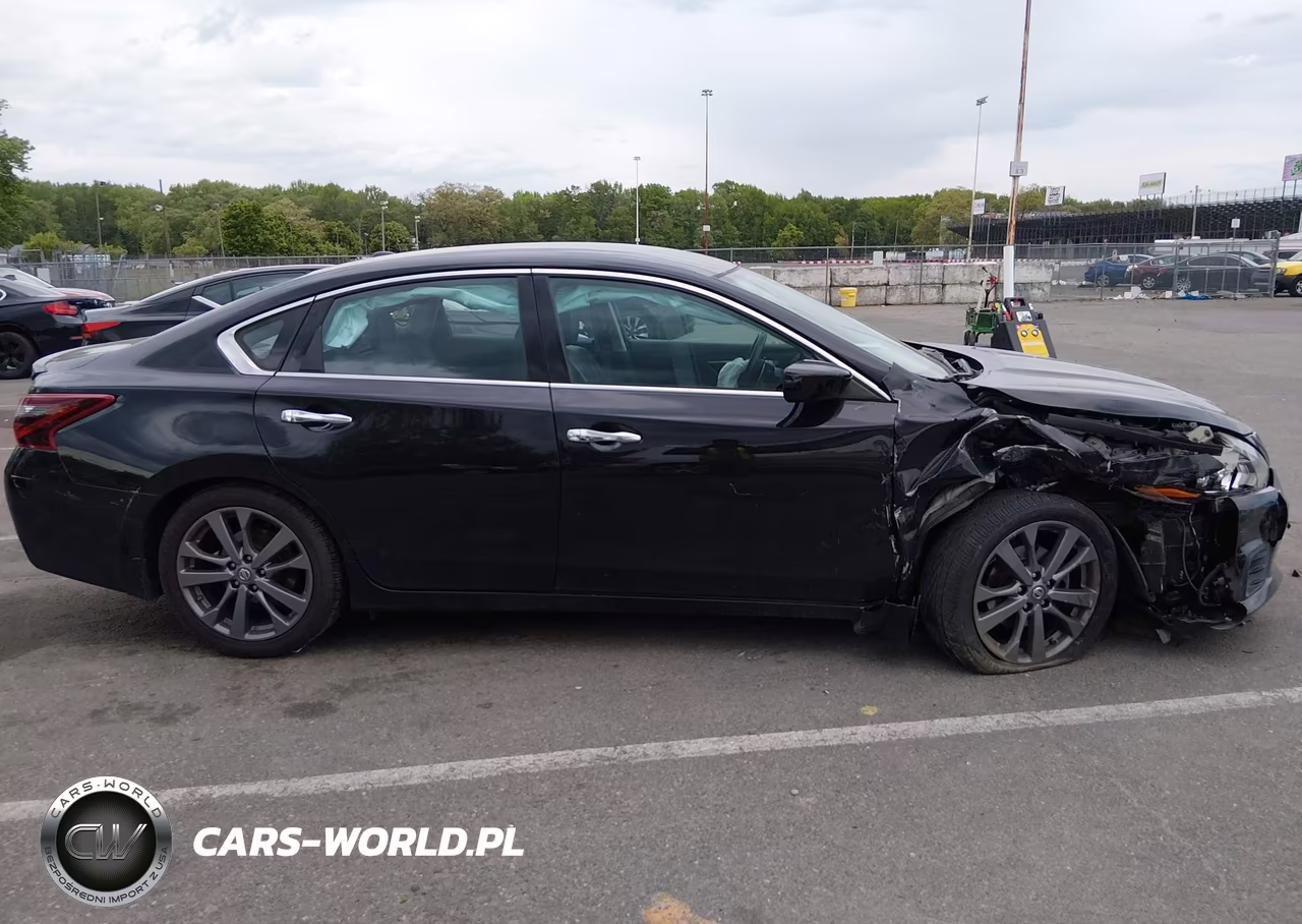 2018 Nissan Altima 2.5 Sr VIN:1N4AL3AP9JC261321 - 13