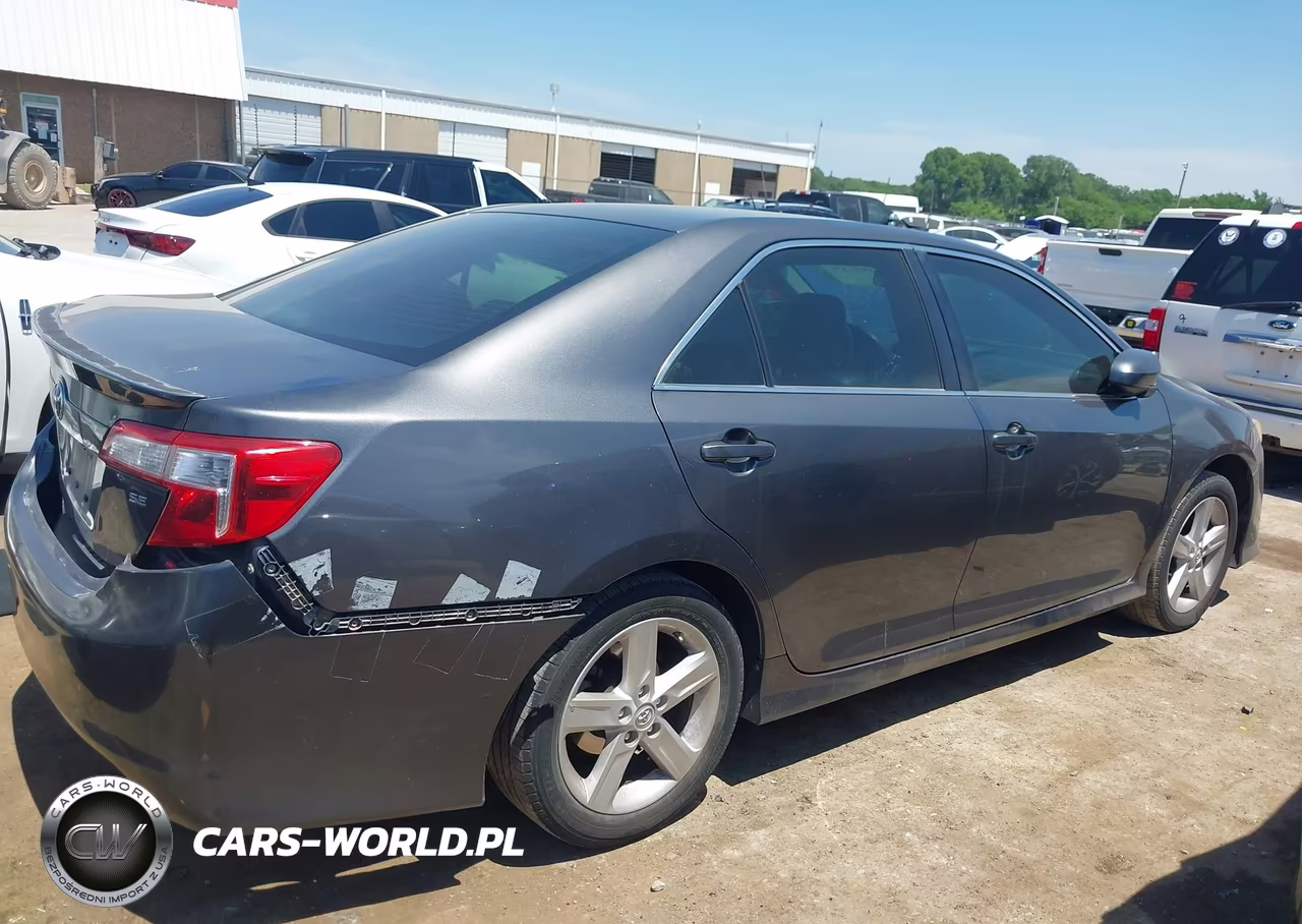 2014 Toyota Camry Se VIN:4T1BF1FK5EU304569 - 13