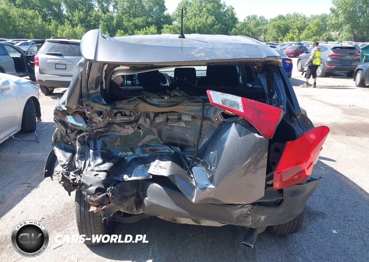 2015 Toyota Rav4 Le VIN:2T3ZFREV9FW192487 - 17