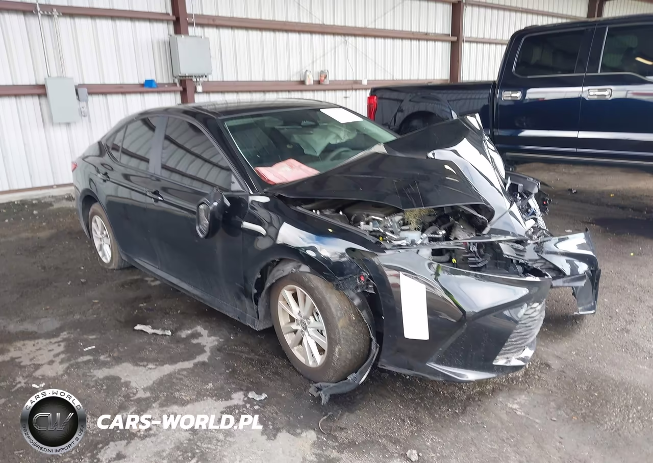 2026 Toyota Camry Le – zdjęcie 1 z 15