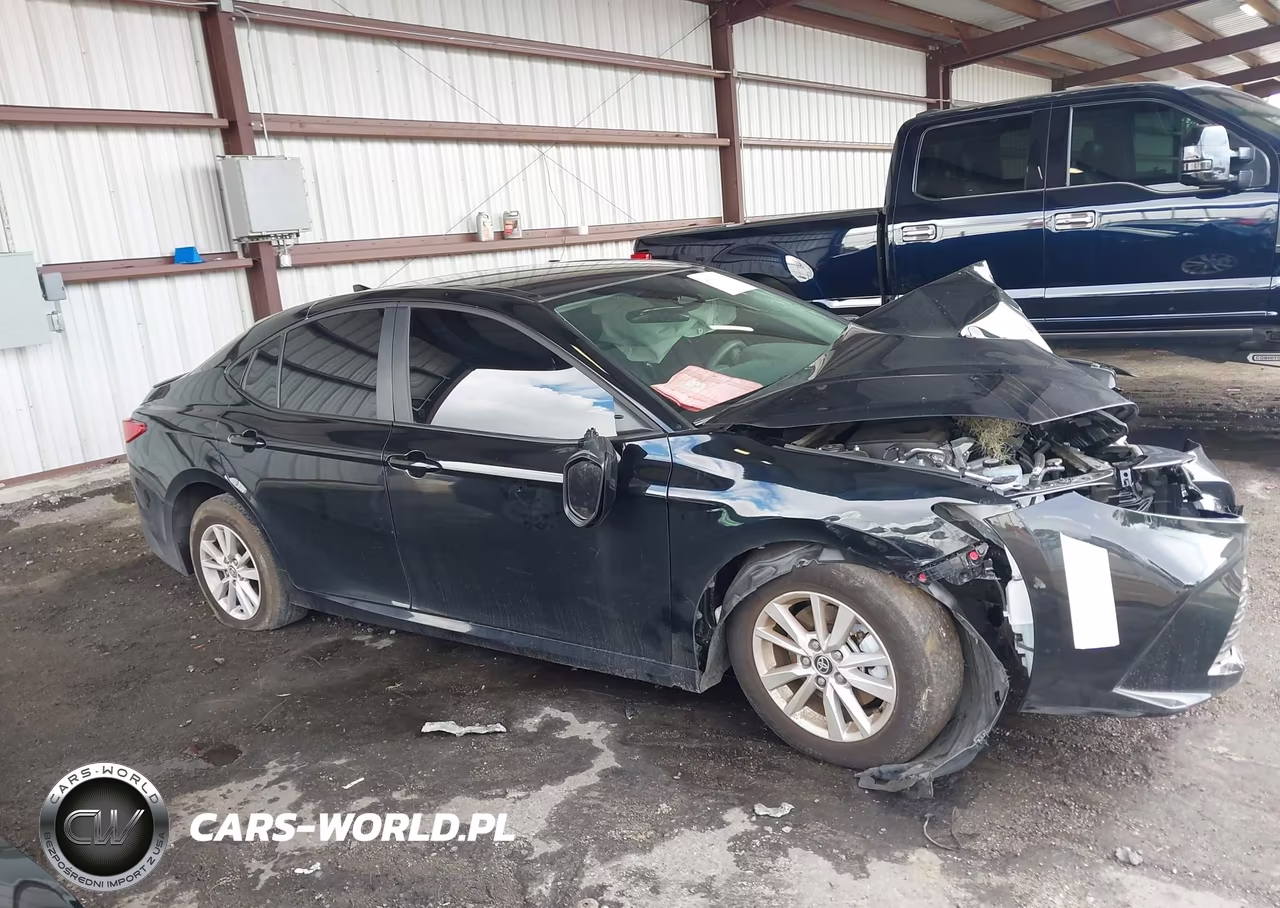 2026 Toyota Camry Le VIN:4T1DAACK4TU687963 - 12