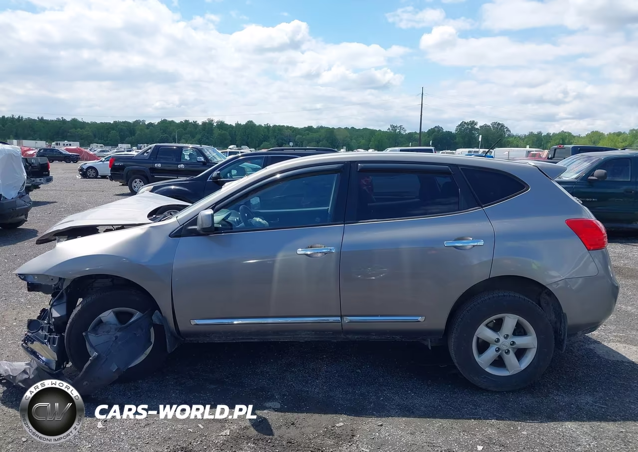 2013 Nissan Rogue S VIN:JN8AS5MV3DW630197 - 13