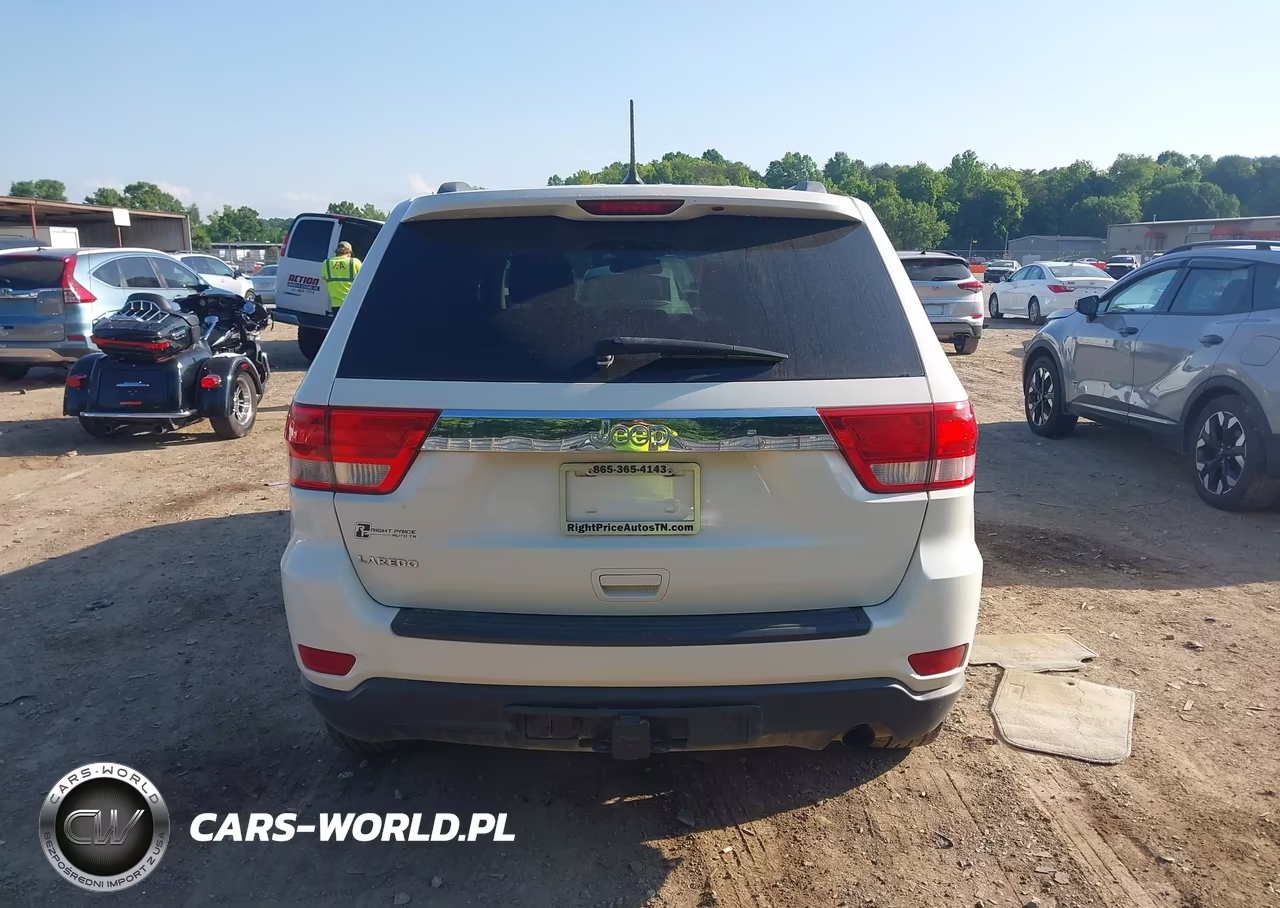 2012 Jeep Grand Cherokee Laredo VIN:1C4RJEAG8CC260503 - 16
