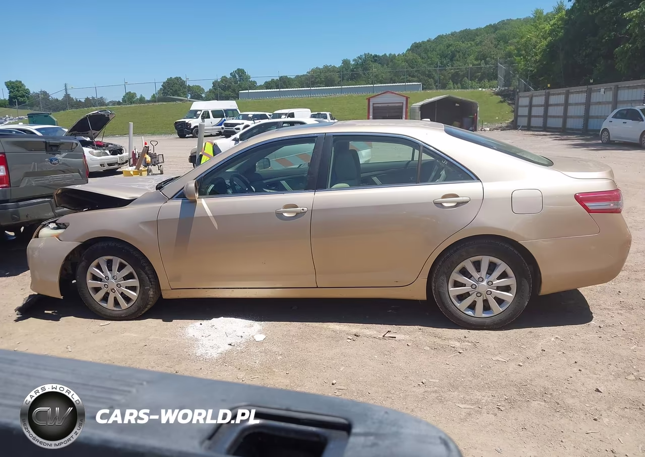 2010 Toyota Camry Le VIN:4T1BF3EK1AU049930 - 15