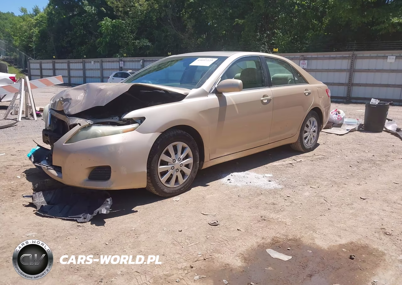 2010 Toyota Camry Le VIN:4T1BF3EK1AU049930 - 2