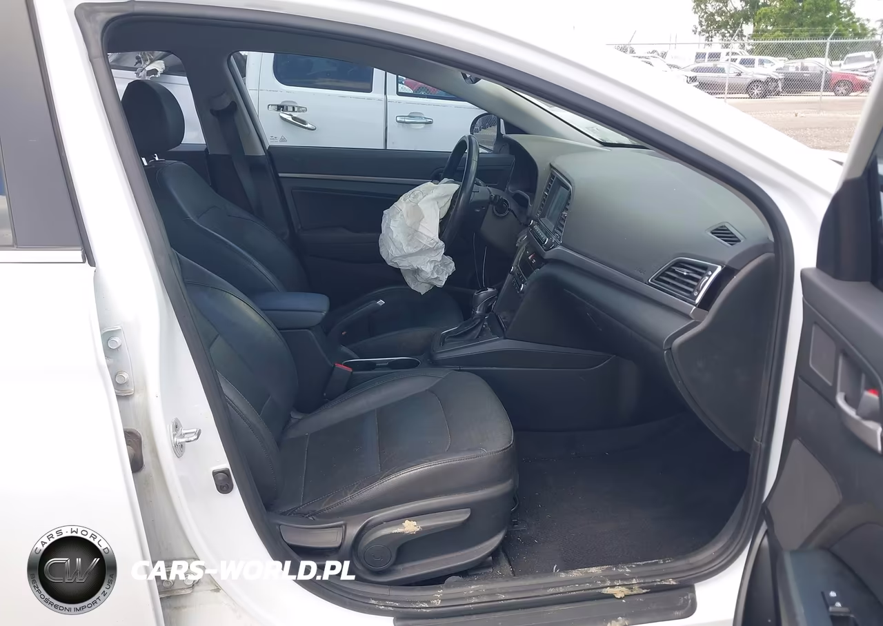 2018 Hyundai Elantra Limited VIN:5NPD84LFXJH215620 - 5