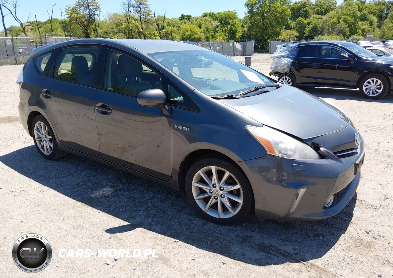 Główne zdjęcie 2013 Toyota Prius V Five