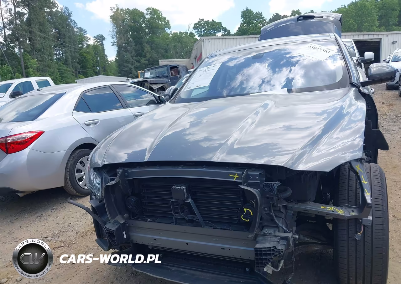 2019 Jaguar F-Pace 25T Prestige VIN:SADCK2FX0KA357283 - 12