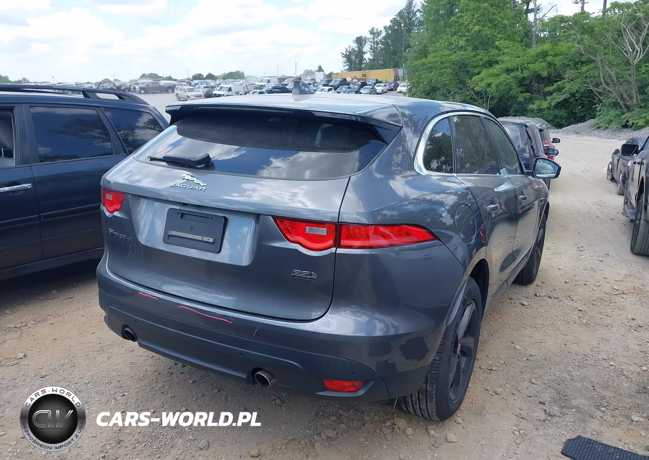 2019 Jaguar F-Pace 25T Prestige VIN:SADCK2FX0KA357283 - 4