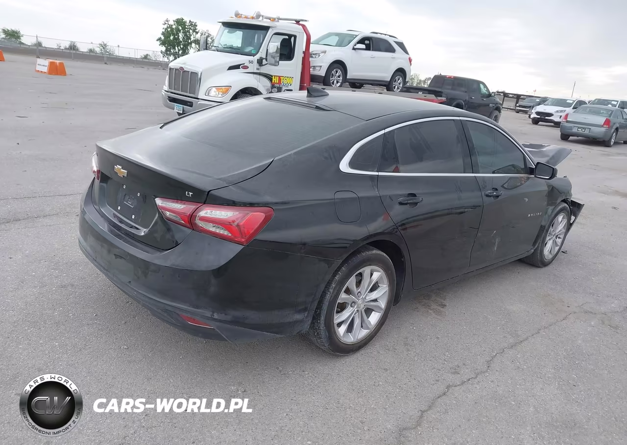 2019 Chevrolet Malibu Lt VIN:1G1ZD5ST4KF151979 - 4